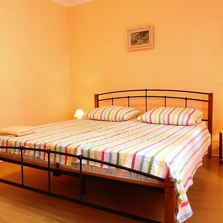 With A Parking Space Silo, Krk - 5436 Appartement *